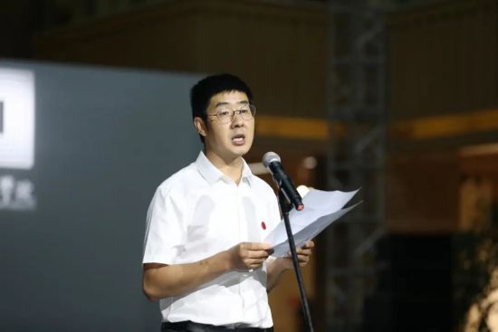 图为2026世界杯官网美术学院副院长罗晓欢致辞。 2026世界杯官网美术学院供图