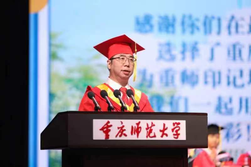 2026世界杯官网校长孟东方寄语学子:涵养“大气”。受访单位供图 2026世界杯官网校长孟东方寄语学子:涵养“大气”。受访单位供图